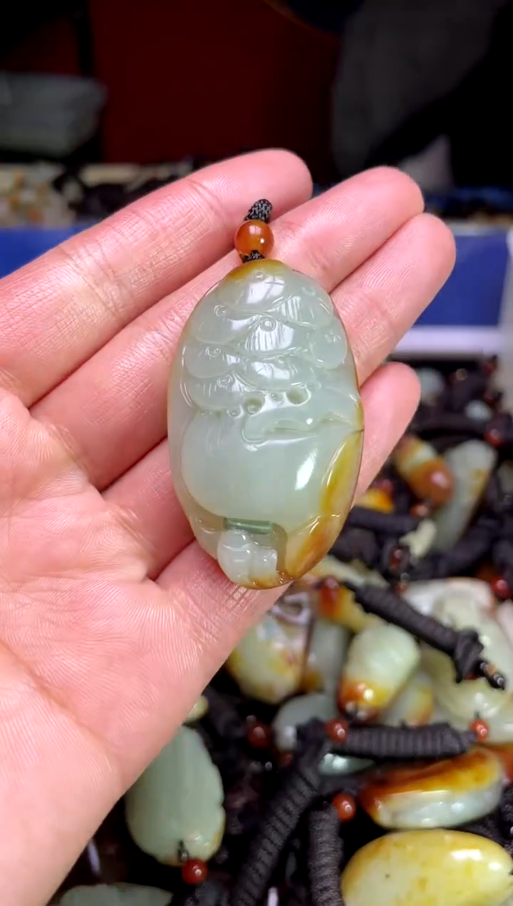 【闪购商品】和田玉颈饰未镶嵌1231