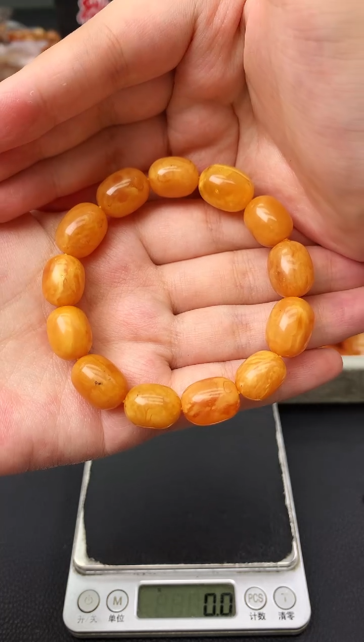 蜜蜡未镶嵌珠宝奇石25