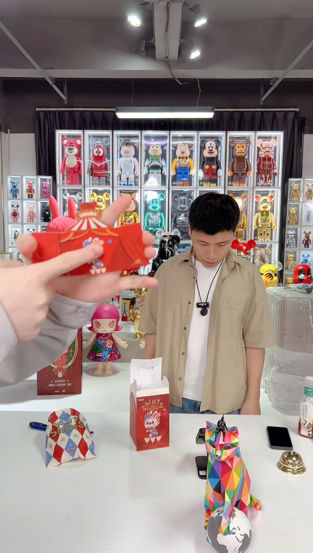 毛绒搪胶潮玩抛球小丑