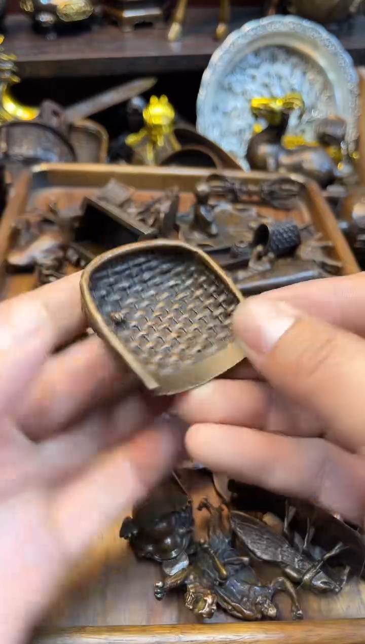 1案台摆件 物品摆件