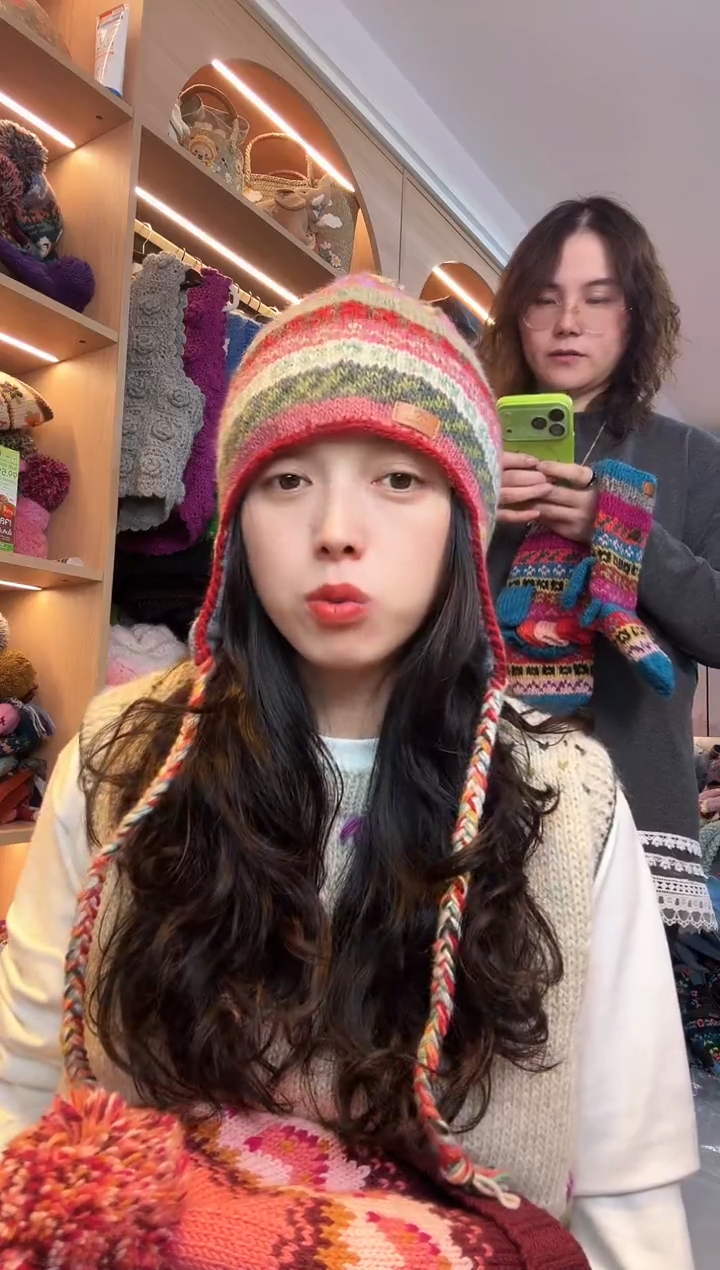 羊毛一****️百羊毛护耳帽A322