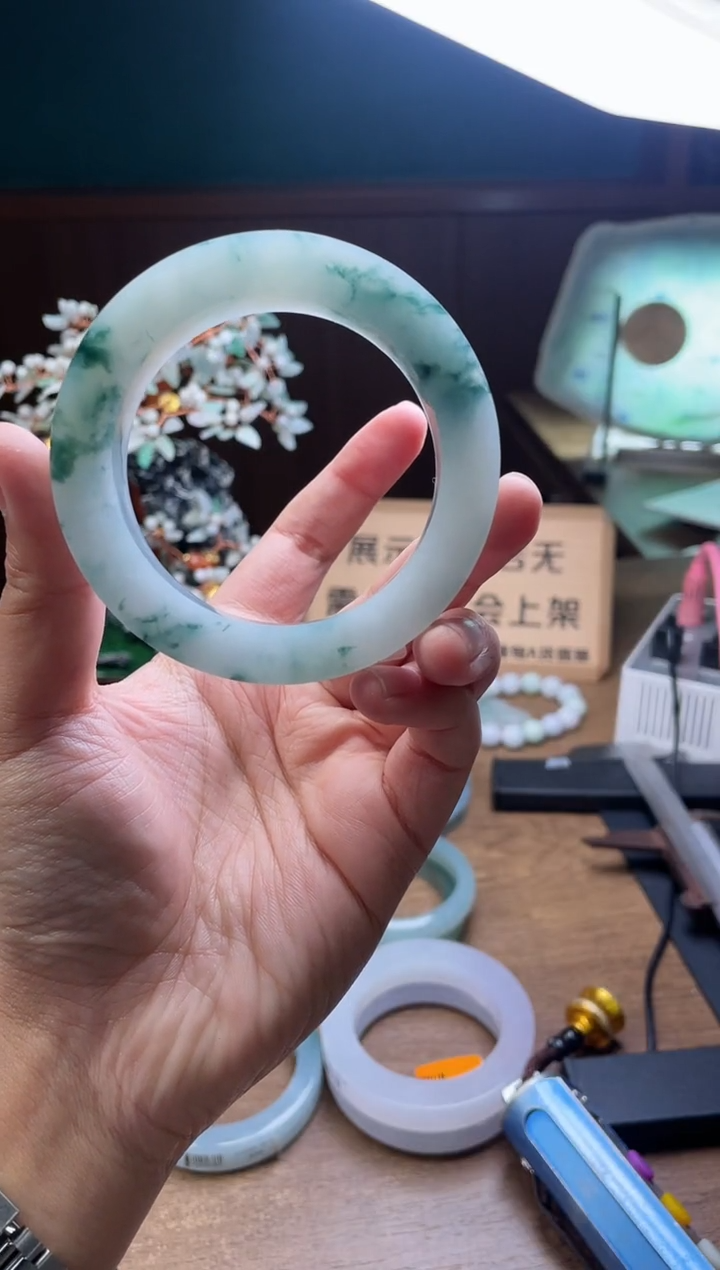 【闪购商品】定制翡翠手镯未镶嵌定制