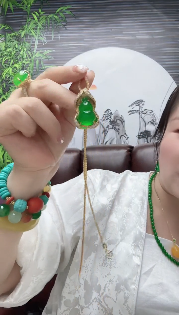 高货豪镶葫芦吊坠
