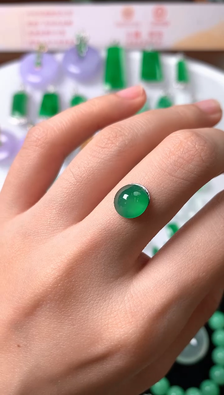 未镶嵌定制翡翠裸石（镶嵌定制）