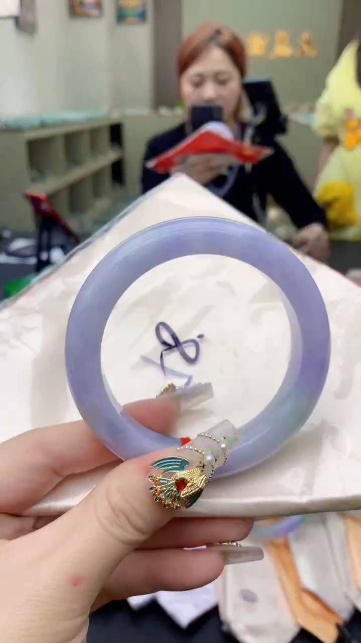 【闪购商品】翡翠手镯未镶嵌0179537473