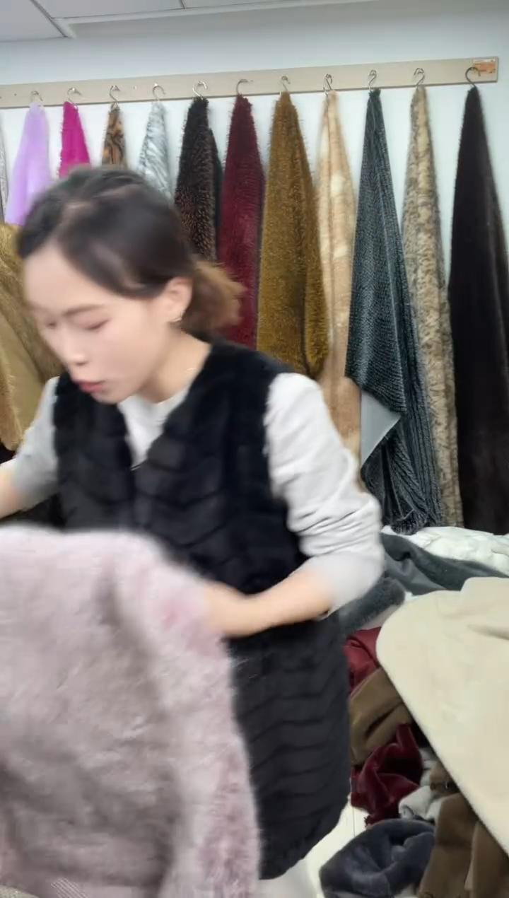 狐狸毛D922尺寸1.5*30