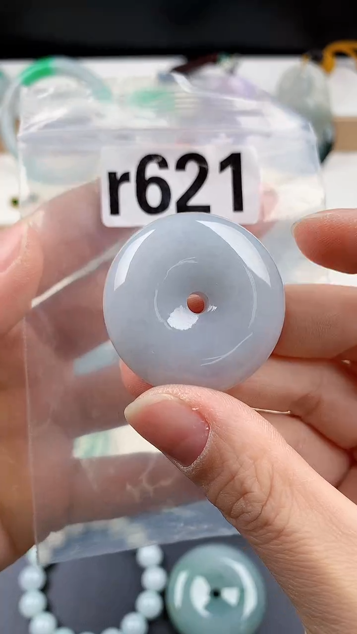 颈饰未镶嵌翡翠天然翡翠吊坠挂件