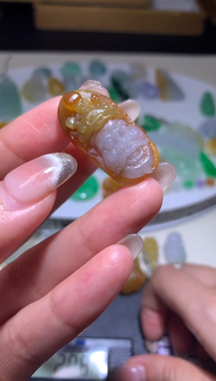 未镶嵌定制翡翠毛货