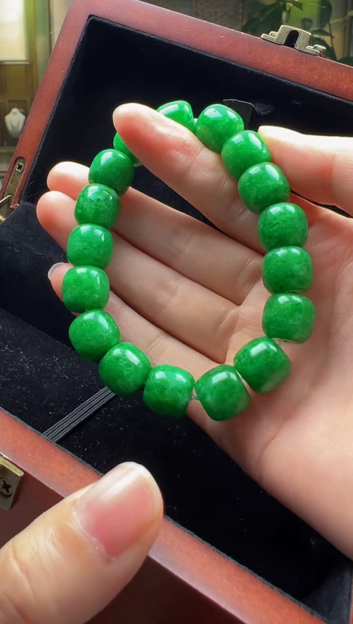 翡翠未镶嵌颈饰YY2025-6-15-7