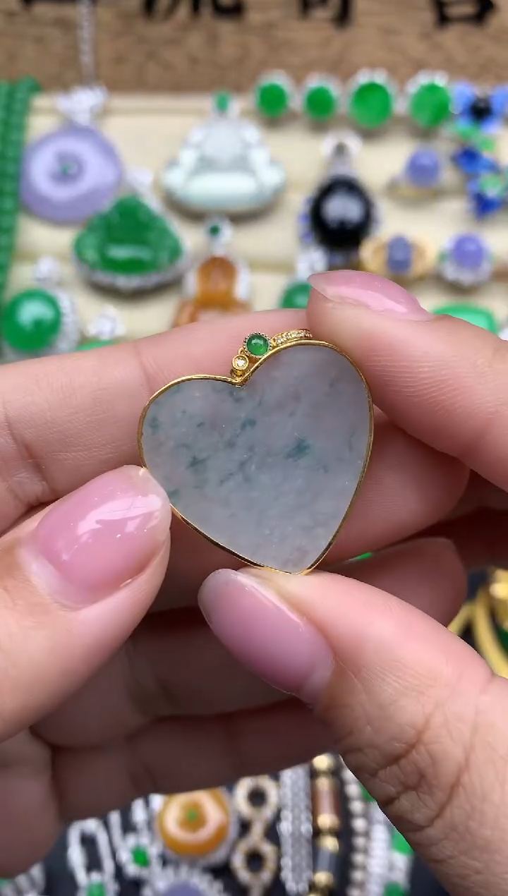 【闪购商品】翡翠颈饰18K金镶嵌96-中国好珍宝