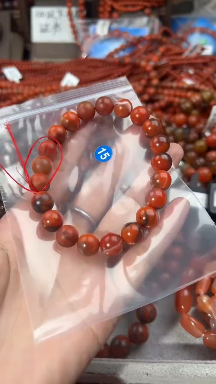 南红玛瑙手串未镶嵌10+