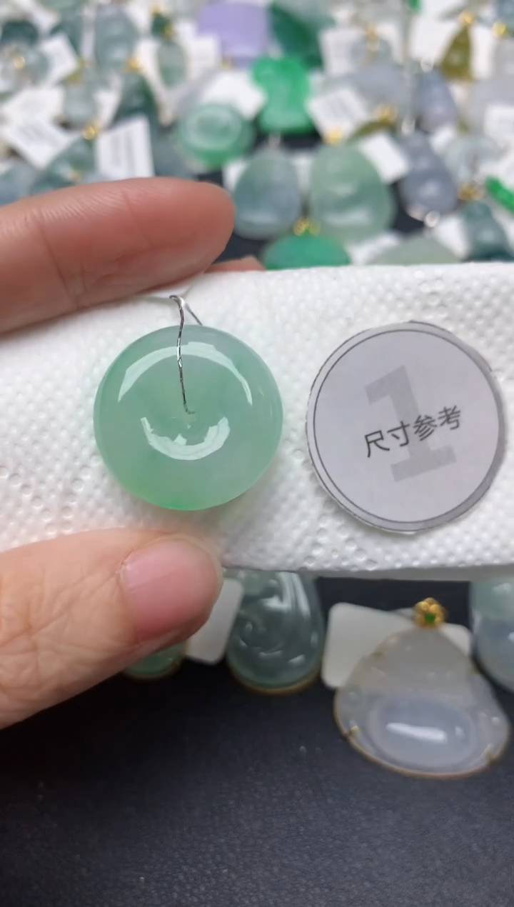 颈饰未镶嵌翡翠天然缅甸A货翡翠