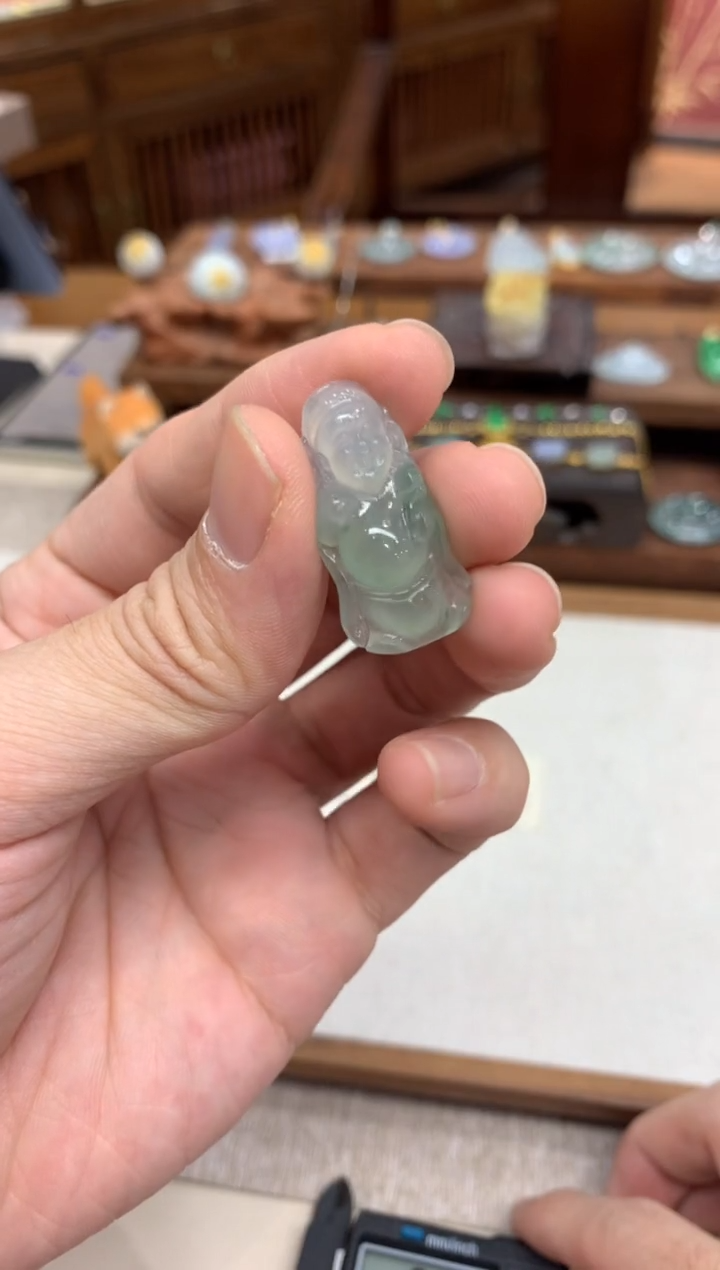 【闪购商品】翡翠吊坠(不含链)未镶嵌财神