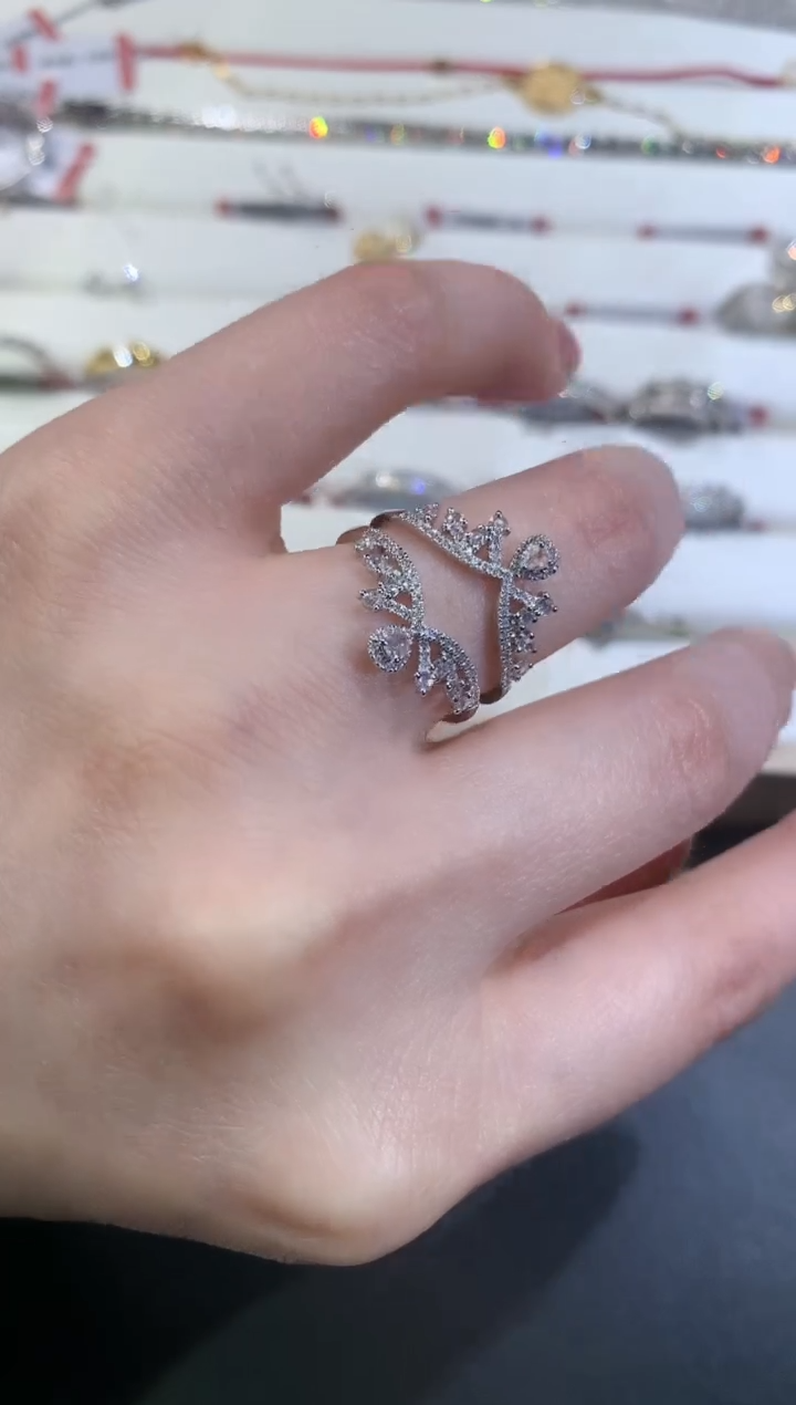 【闪购商品】钻石戒指18K金镶嵌Z323|3980