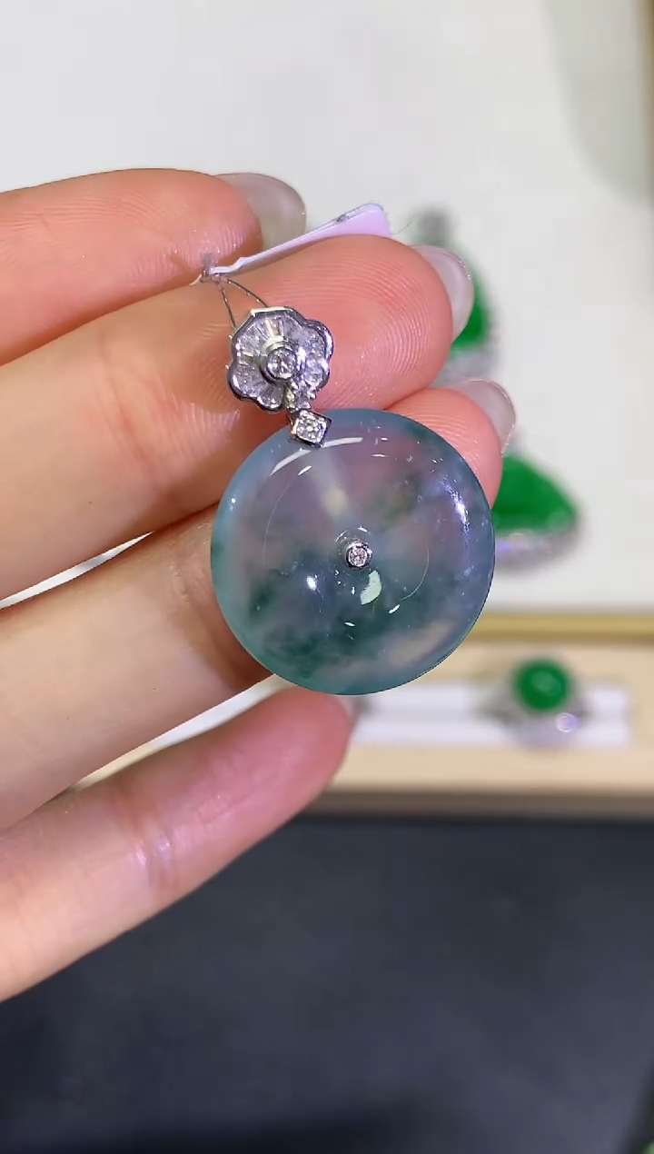 【闪购商品】翡翠颈饰18K金镶嵌团购46