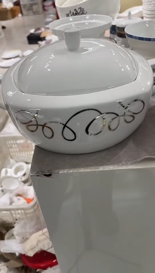 骨瓷品锅微瑕1个