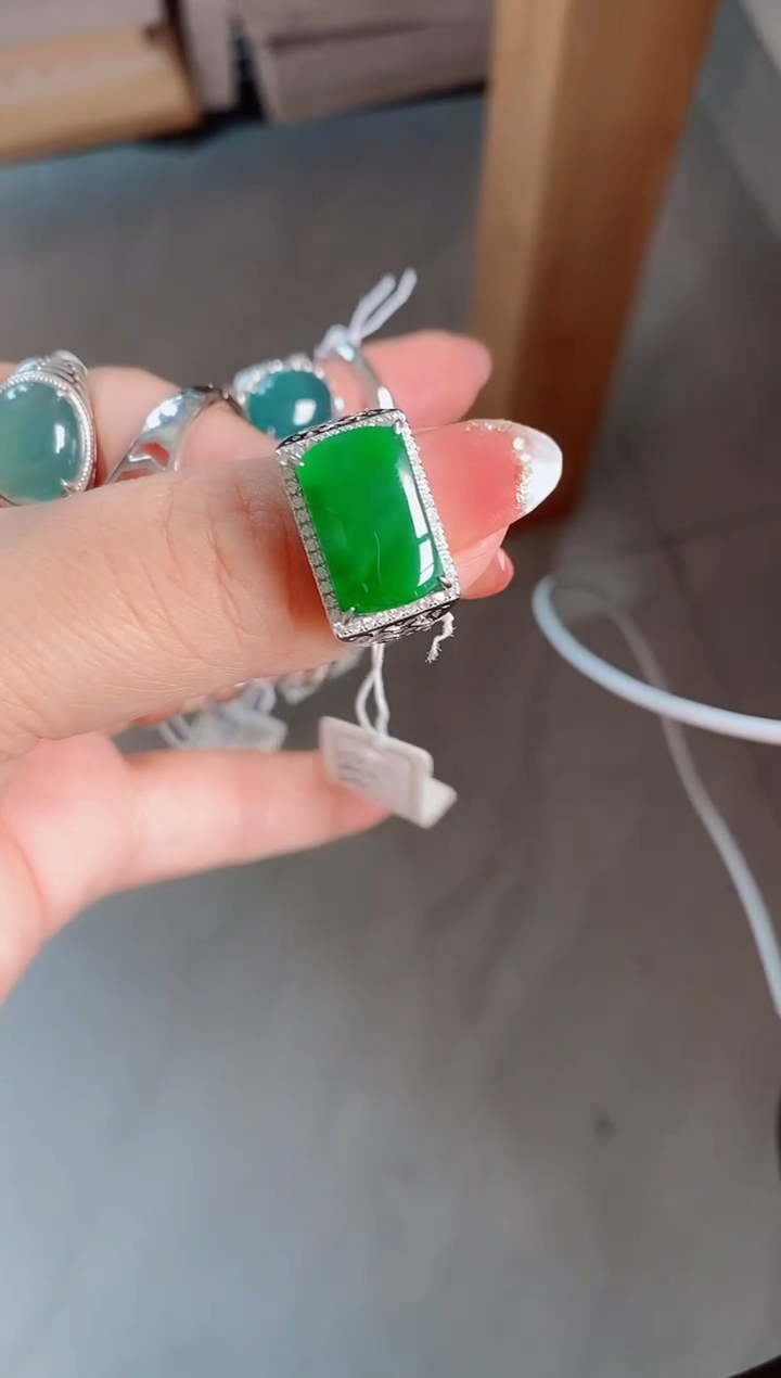 【闪购商品】翡翠戒指银S925镶嵌2121212