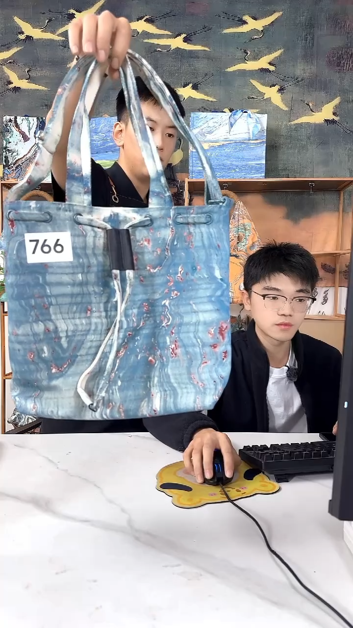 清***水斜挎包 766 手工微瑕 不喜勿拍 不退不换