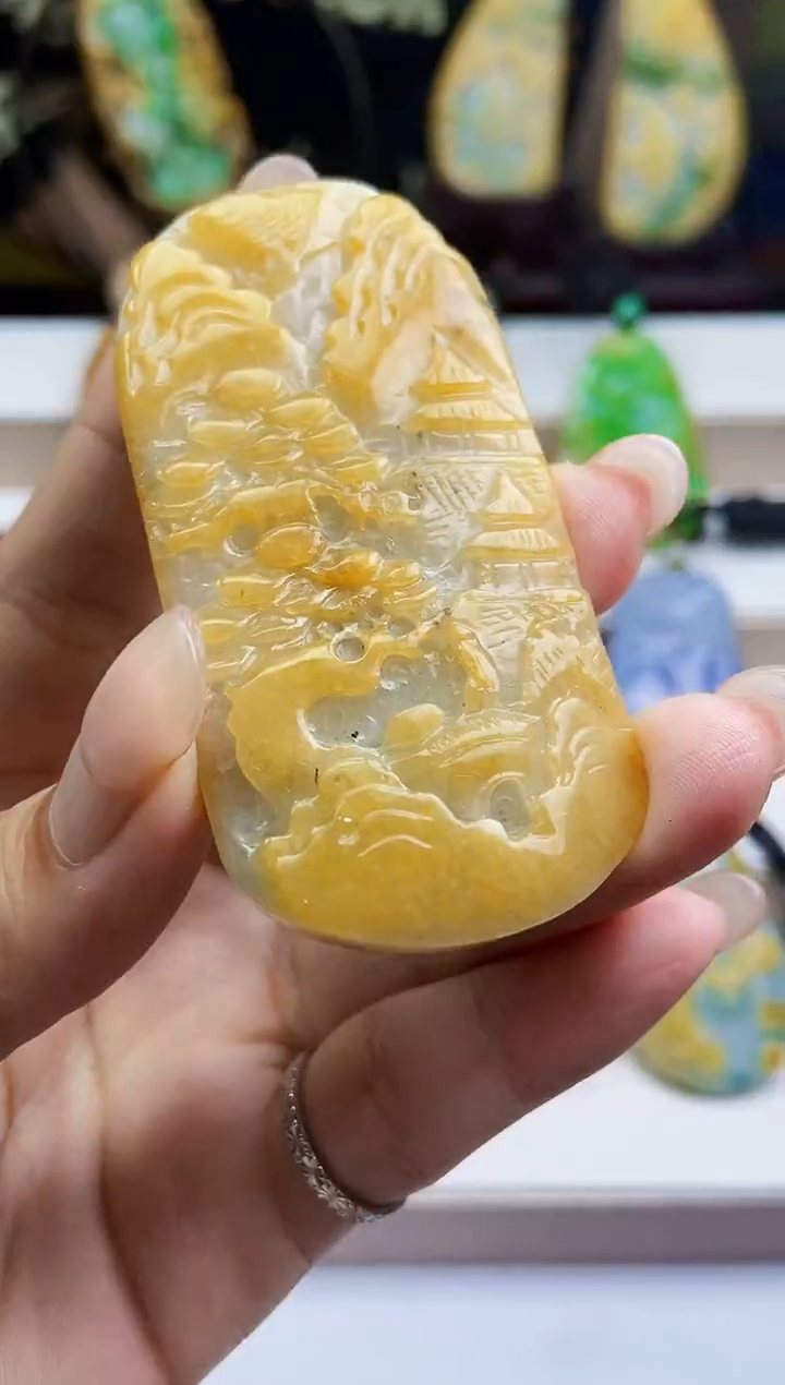 颈饰未镶嵌翡翠翡翠A货