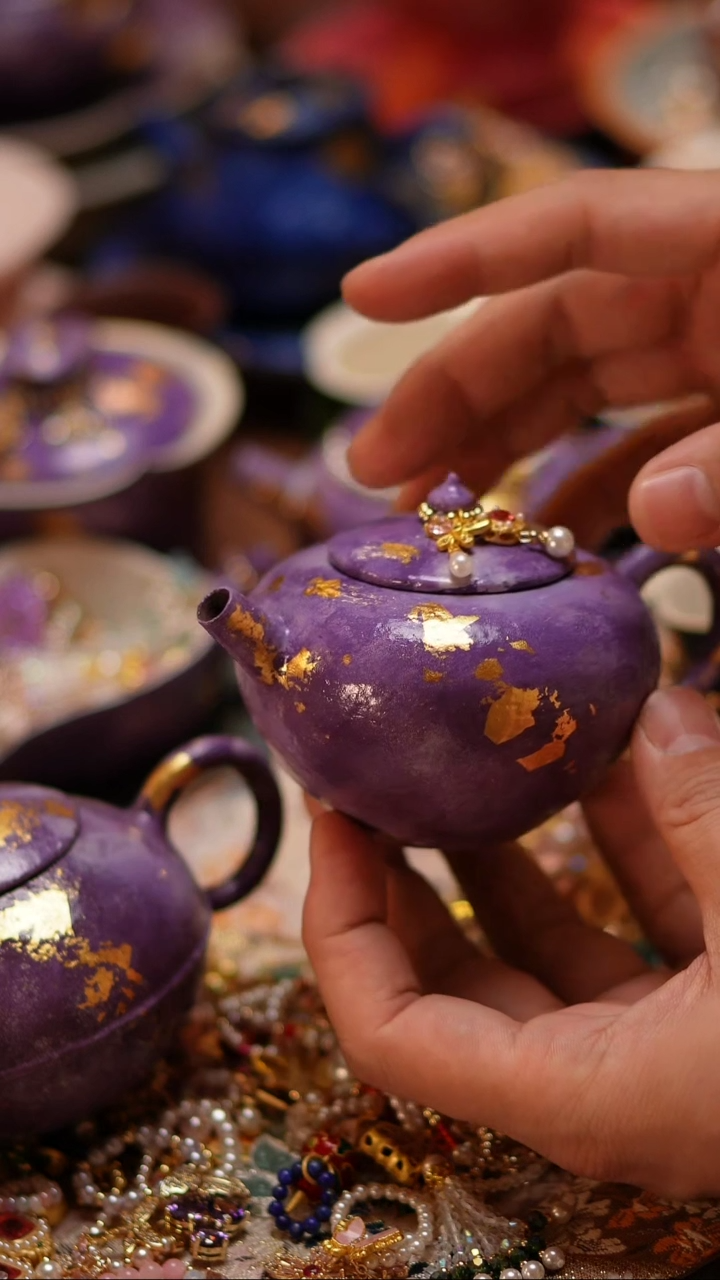 【闪购商品】紫色大漆小泡茶壶+提溜