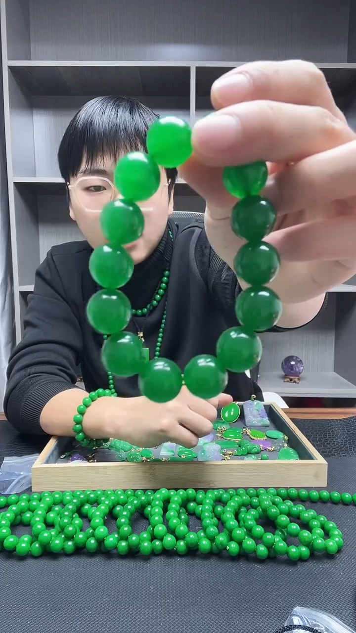 未镶嵌手链翡翠手链