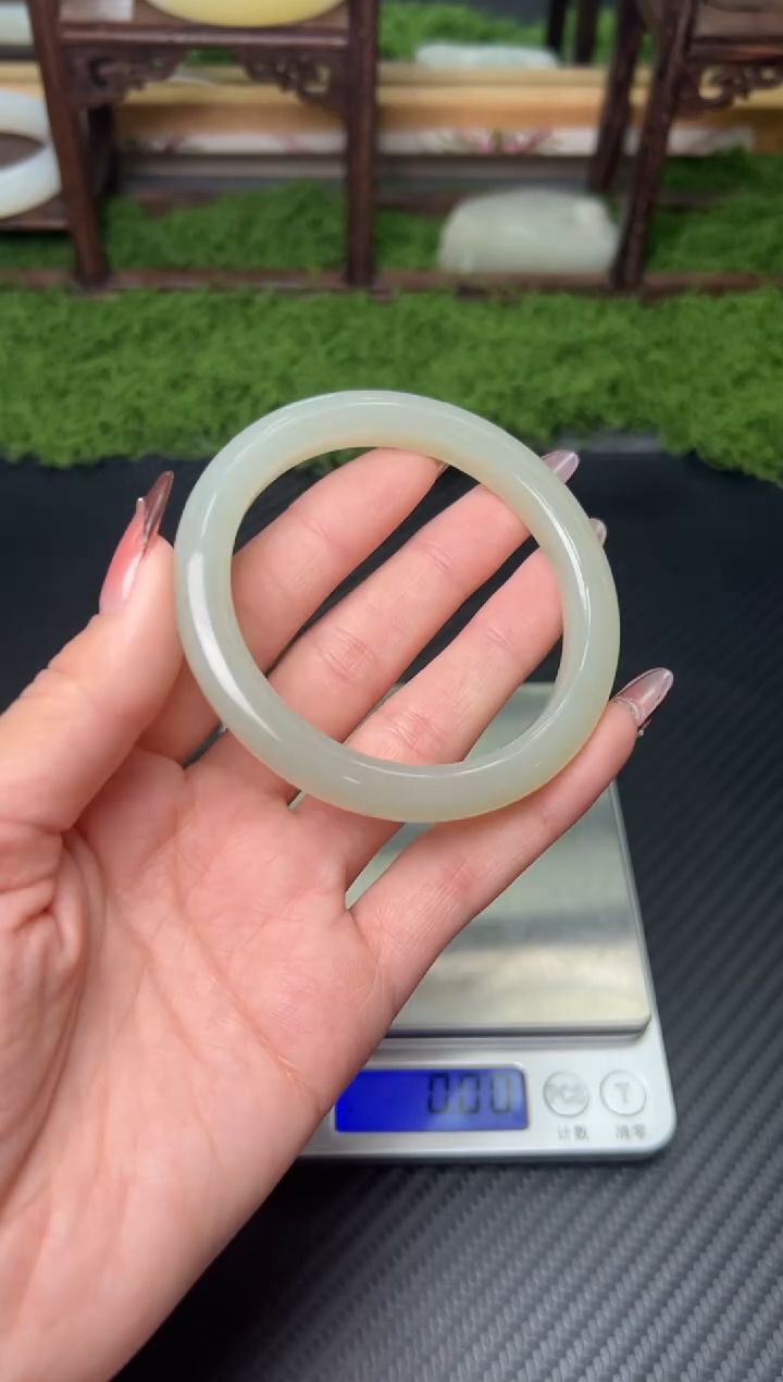 未镶嵌手镯和田玉雲*且末微色差近矿59