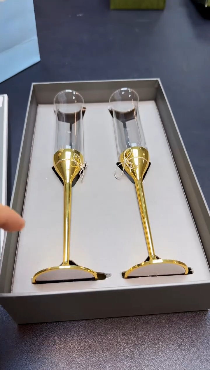 【闪购商品】瓷片全新正品一件不留@@D11-4