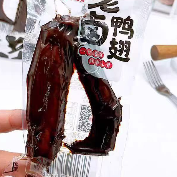 老卤大鸭翅泡卤鸭翅