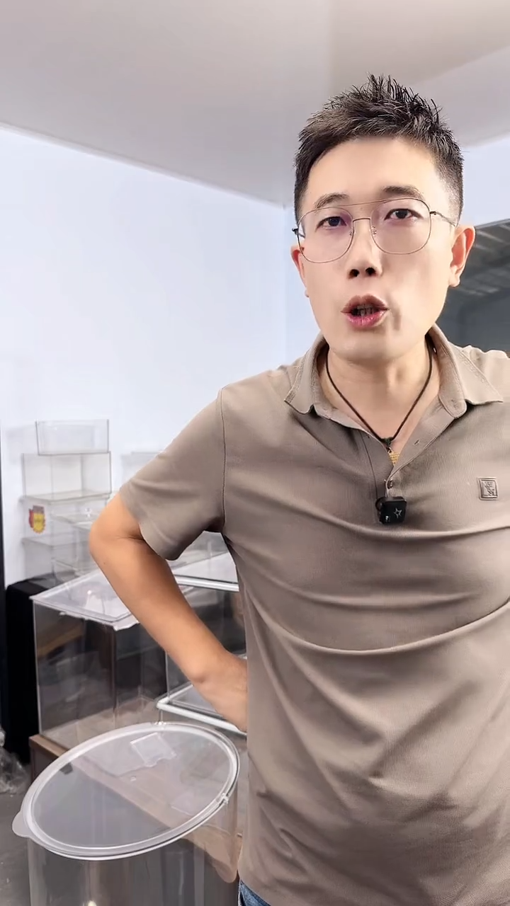 塑料403015加厚无盖的8个