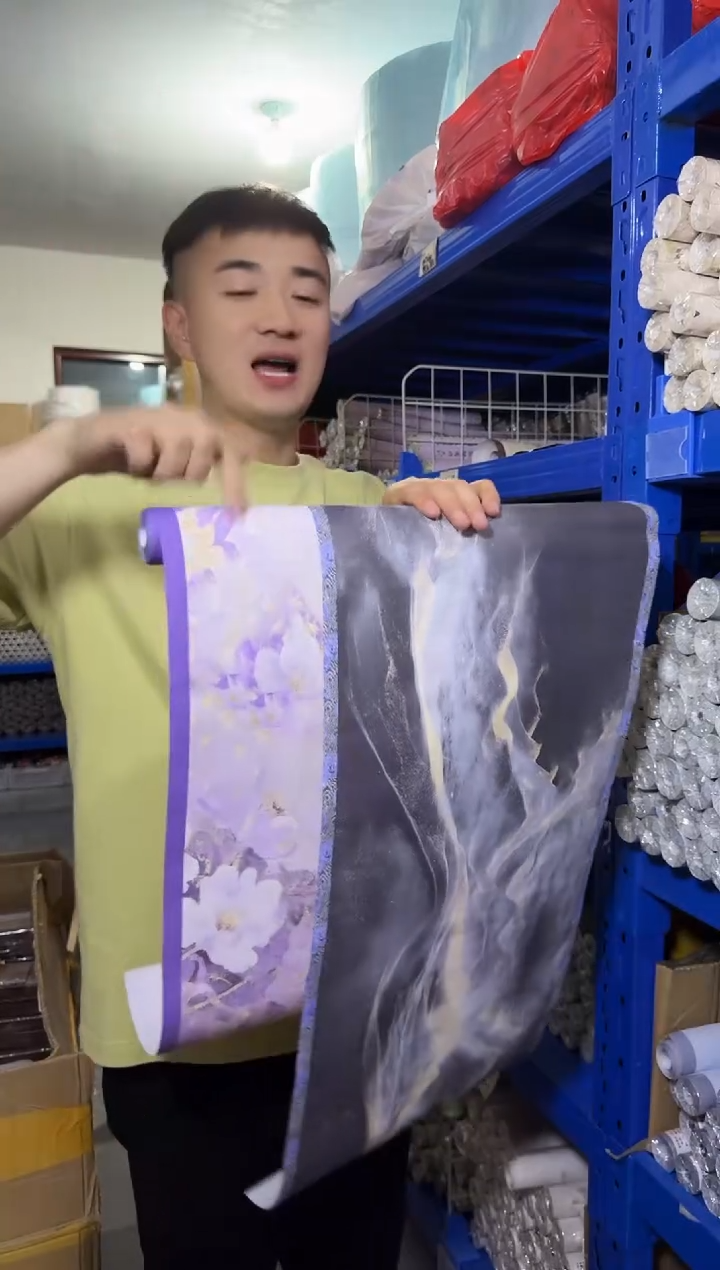 黑金山脉1加一面春光1