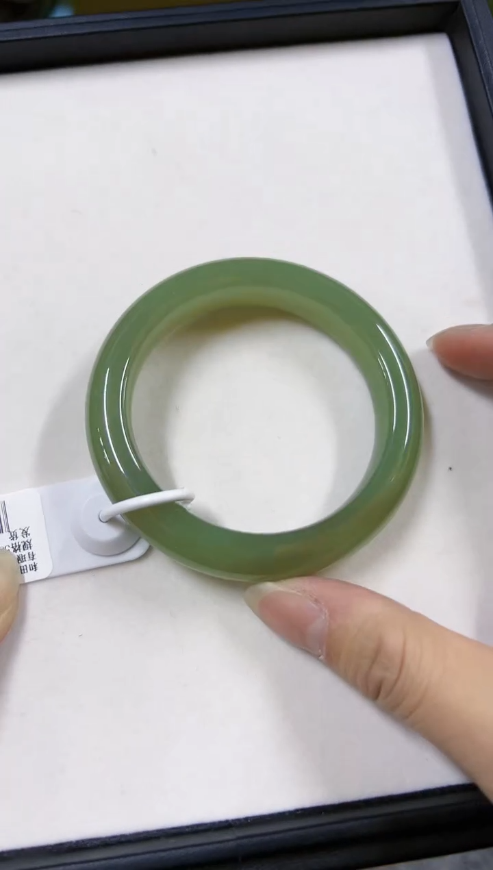 【闪购商品】和田玉手镯未镶嵌ZY4311和田玉手镯 55