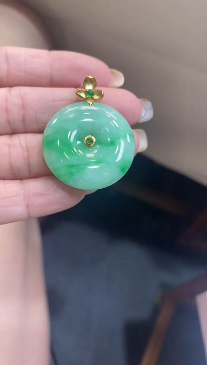 翡翠18K金镶嵌吊坠(不含链)平安扣