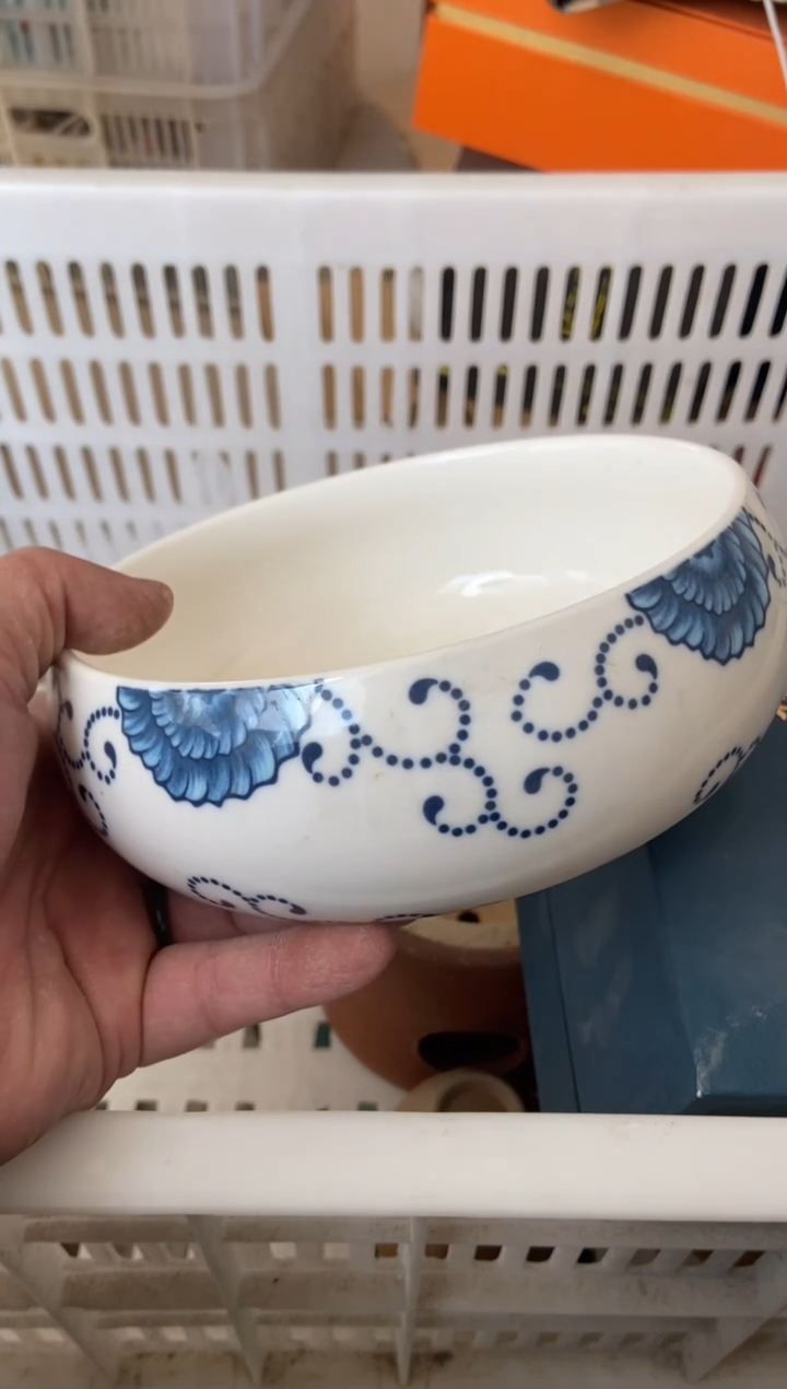 杯无运费险有瑕疵的摄影的产品有使用过的痕迹有点脏介意勿拍