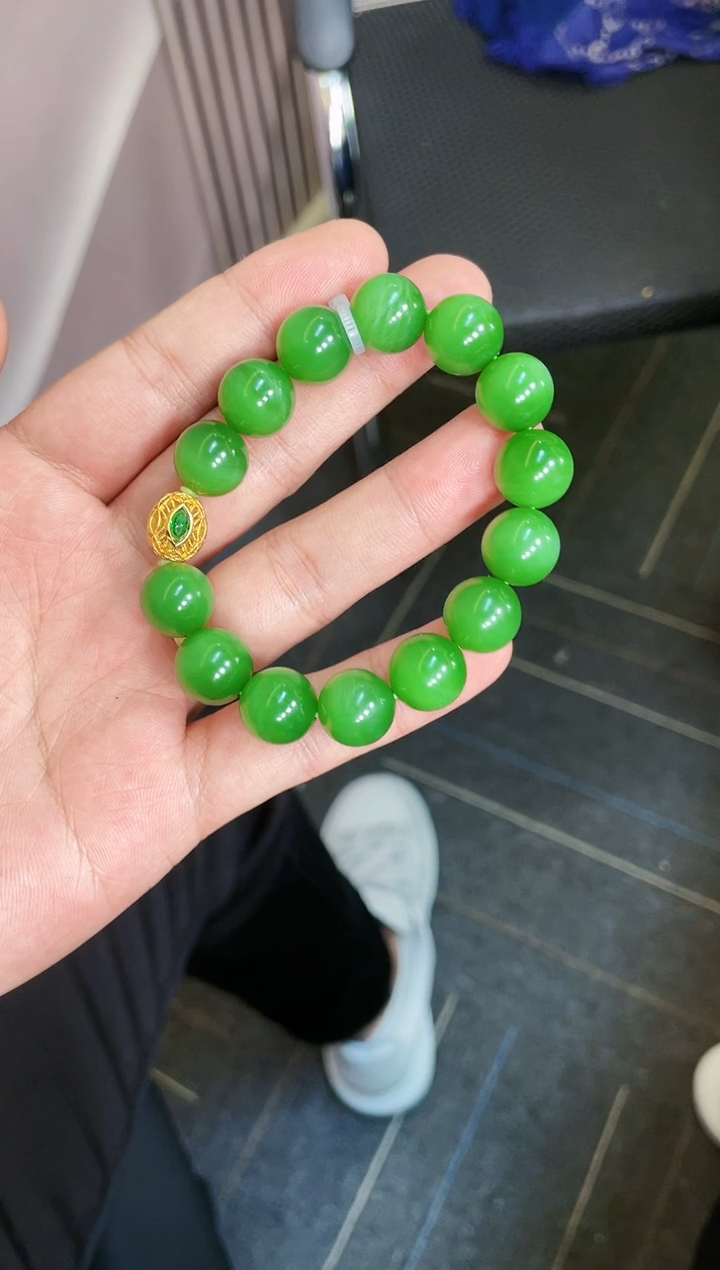 【闪购商品】和田玉手串18K金镶嵌多样性发一