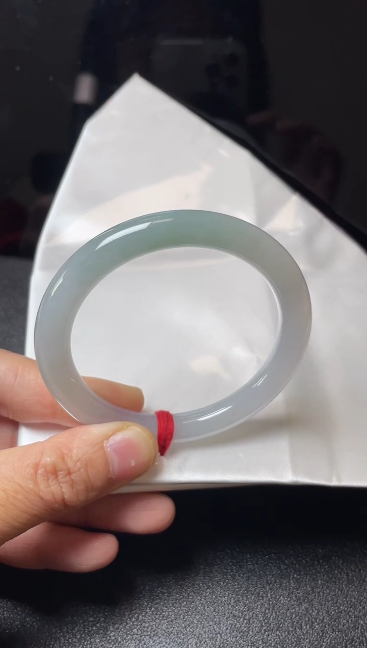 【闪购商品】翡翠手镯未镶嵌小圆条51-52圈口