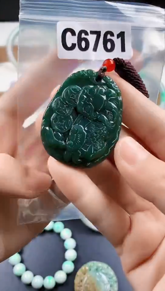 颈饰未镶嵌翡翠天然翡翠吊坠挂件