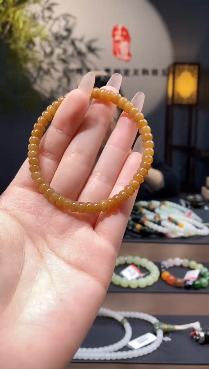 【闪购商品】和田玉1未镶嵌6mm糖药片手串