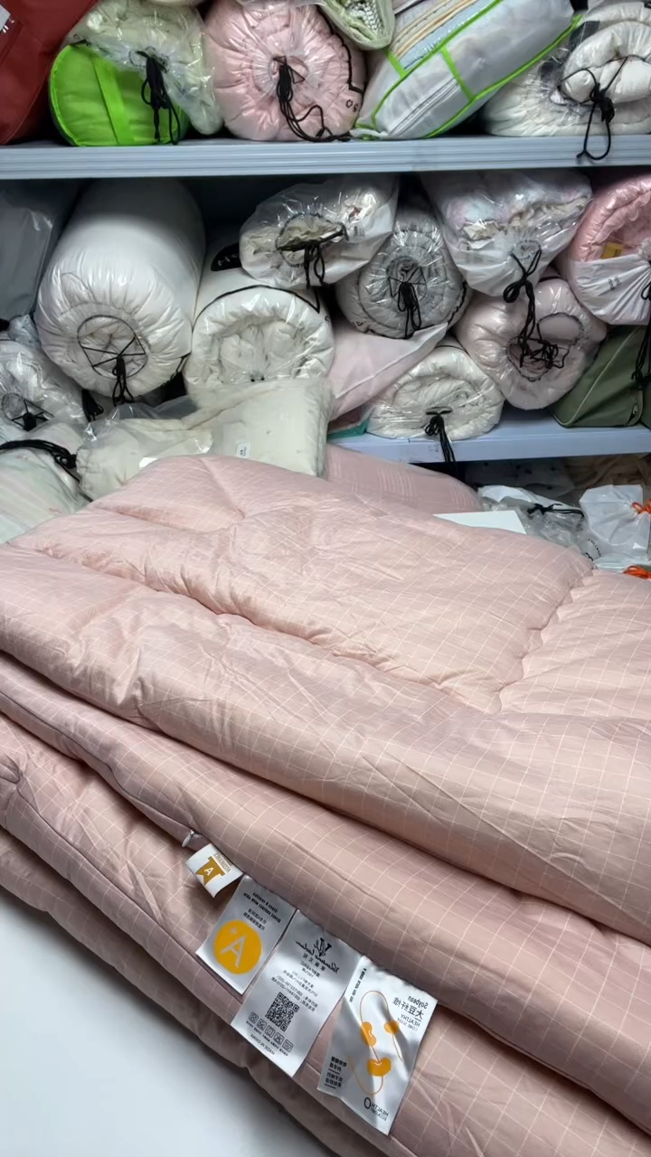 95%以上针织棉150*200 冬被特价 非纯棉