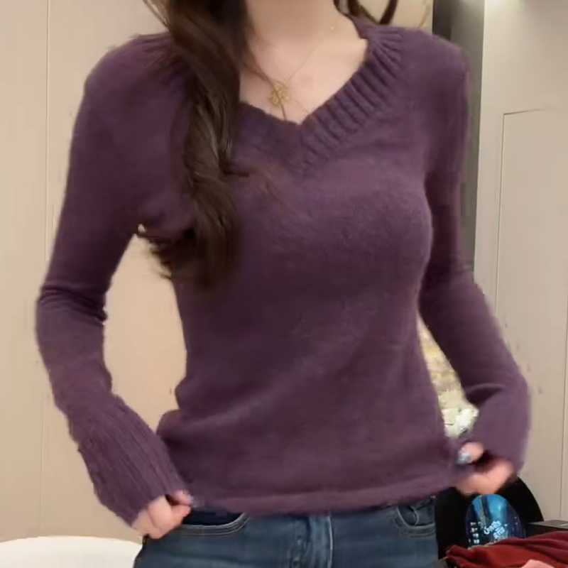 秋冬显瘦修身打底针织衫暗紫色螺纹V领毛衣LK2507603