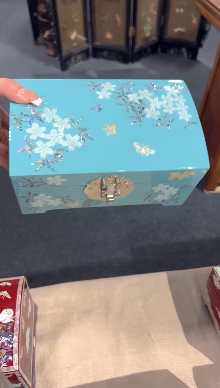 【闪购商品】鱼锁满贝底弘贝雅螺钿漆器文化馆