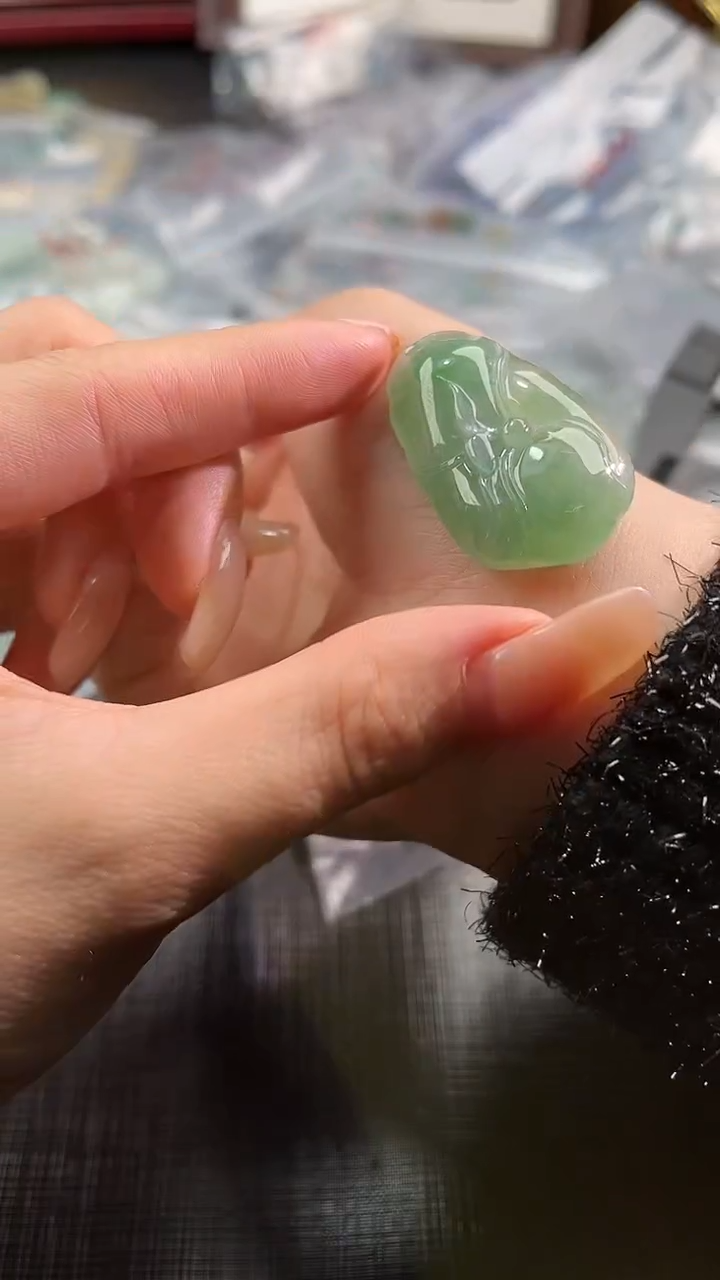 【闪购商品】翡翠颈饰未镶嵌100630841