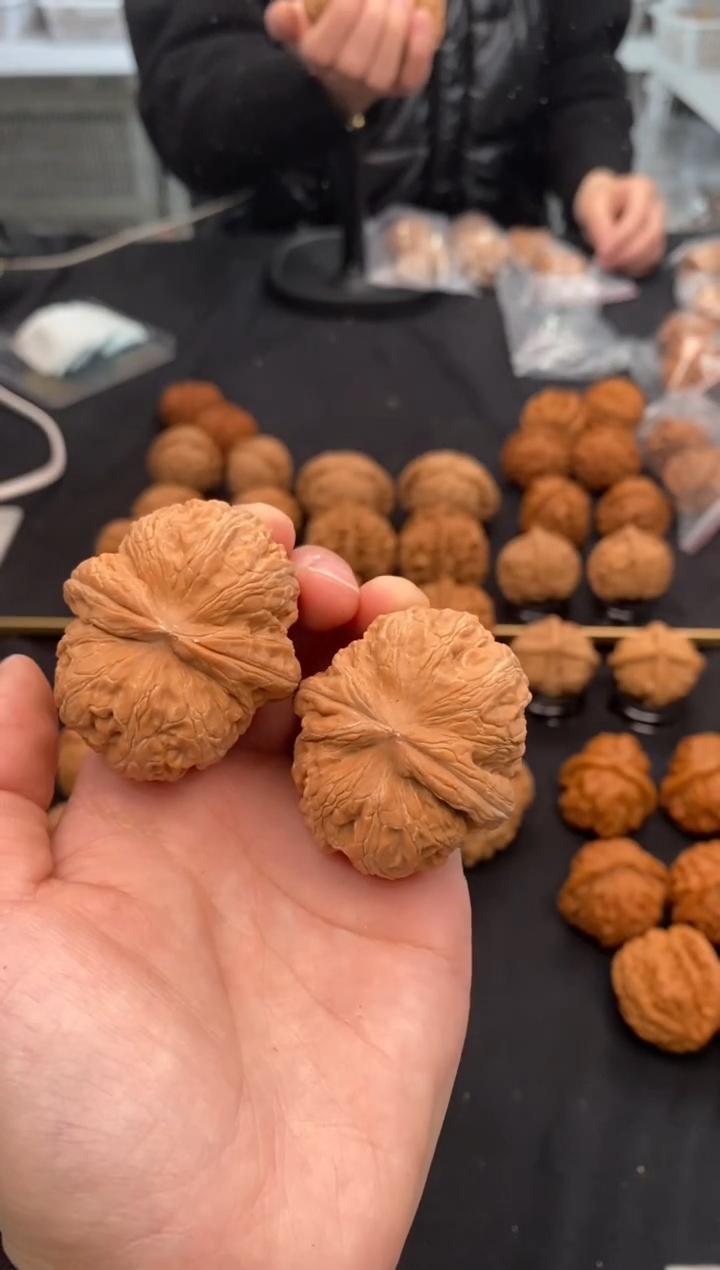 【闪购商品】文玩核桃把件元宝46-u291