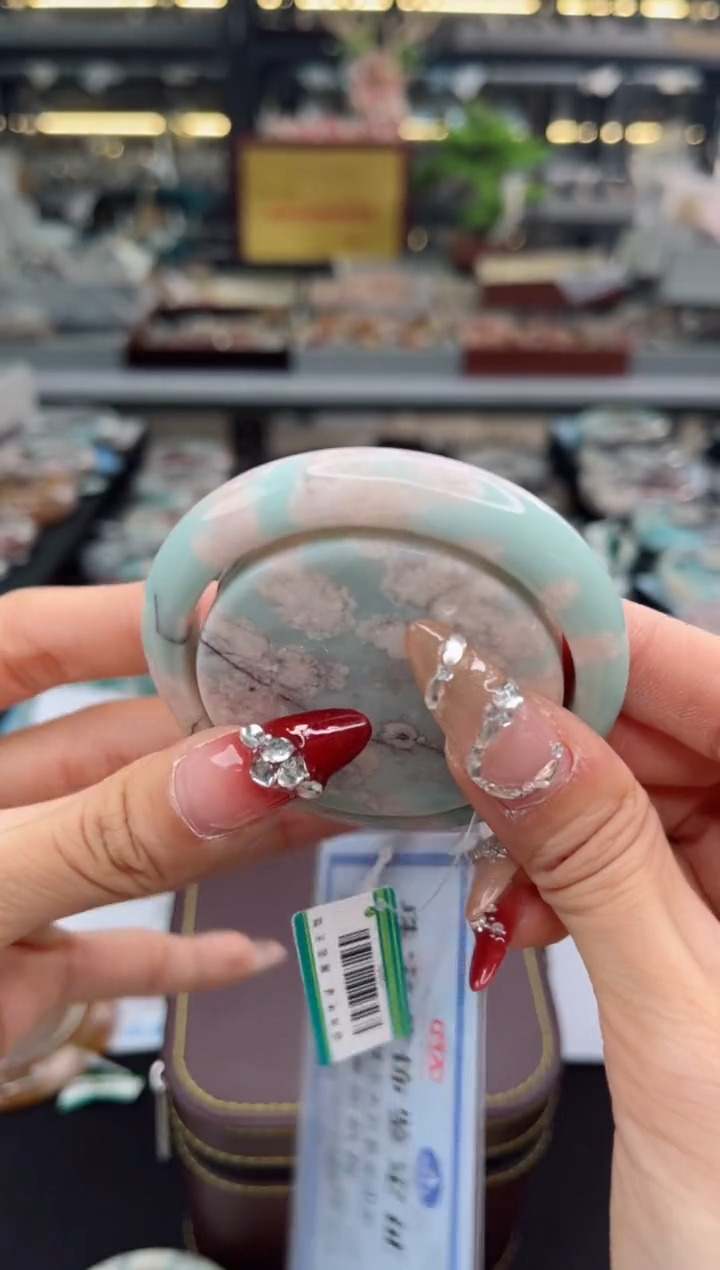 【闪购商品】石英质玉手镯未镶嵌52圈口（赠品镯心）S9021