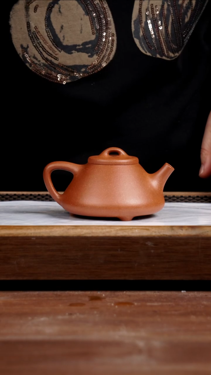 【闪购商品】紫砂茶壶黄沉香子冶220CC