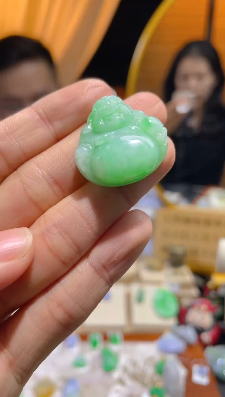 【闪购商品】翡翠颈饰未镶嵌假一赔三