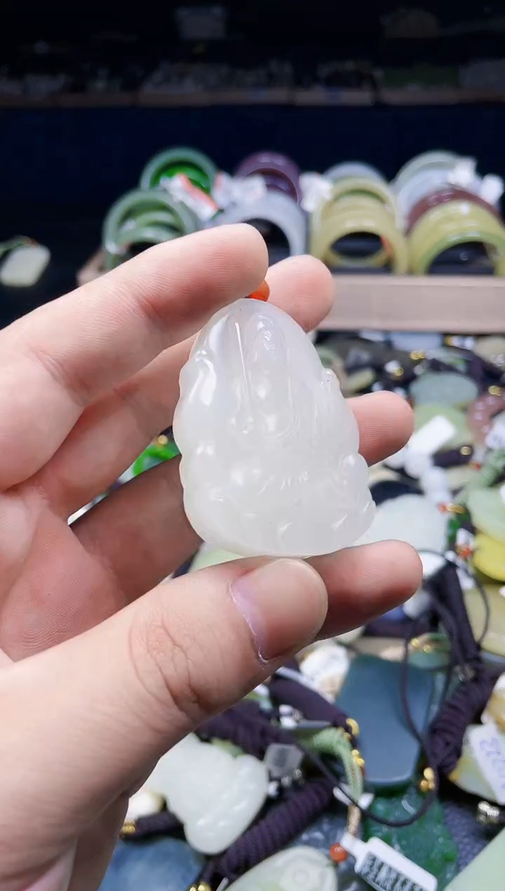 和田玉未镶嵌颈饰拍一发一拍一发一