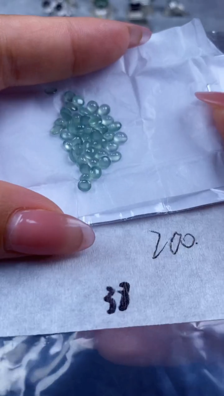 未镶嵌定制翡翠 定制翡翠