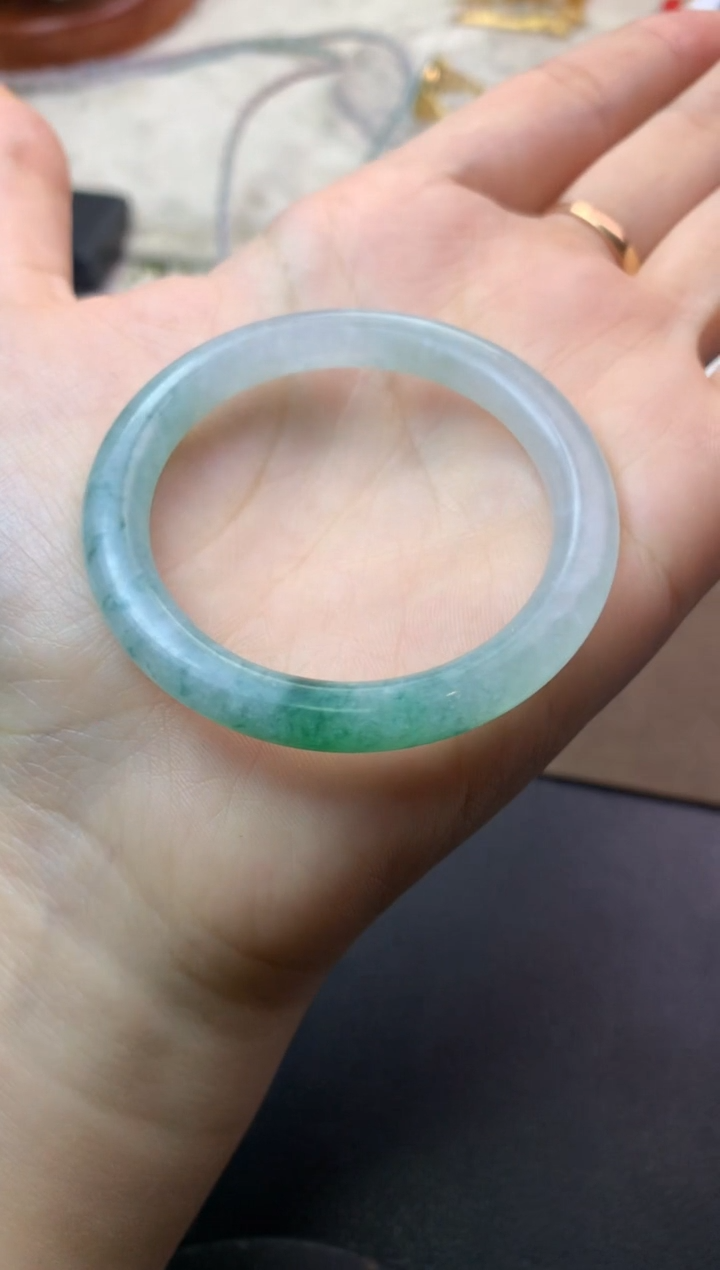 未镶嵌定制翡翠毛货