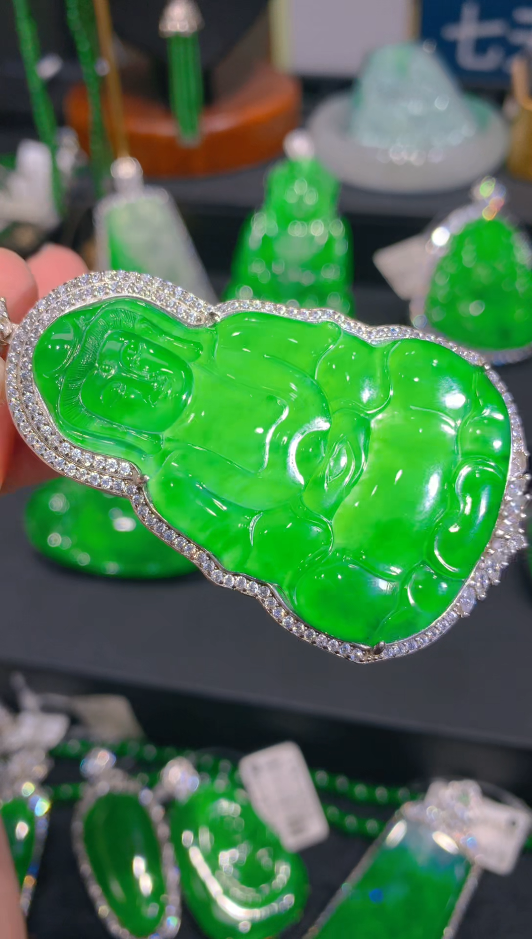 【闪购商品】翡翠颈饰银S925镶嵌64一季