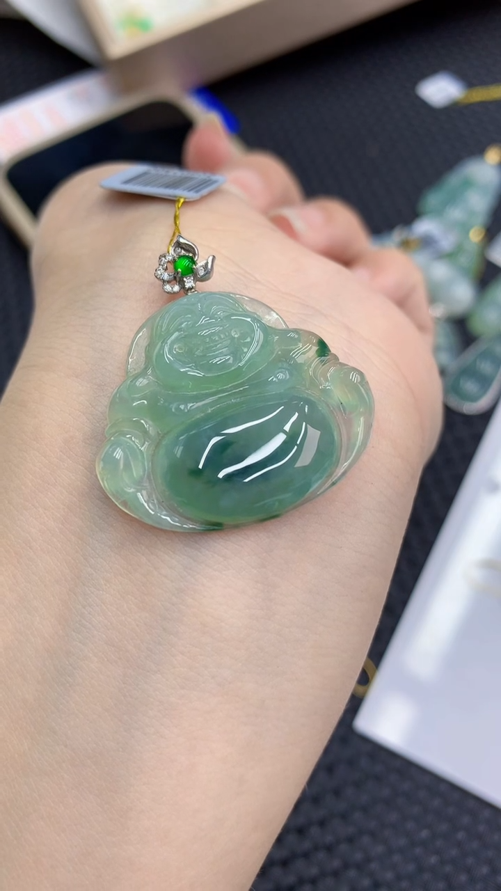 【闪购商品】翡翠颈饰18K金镶嵌            8